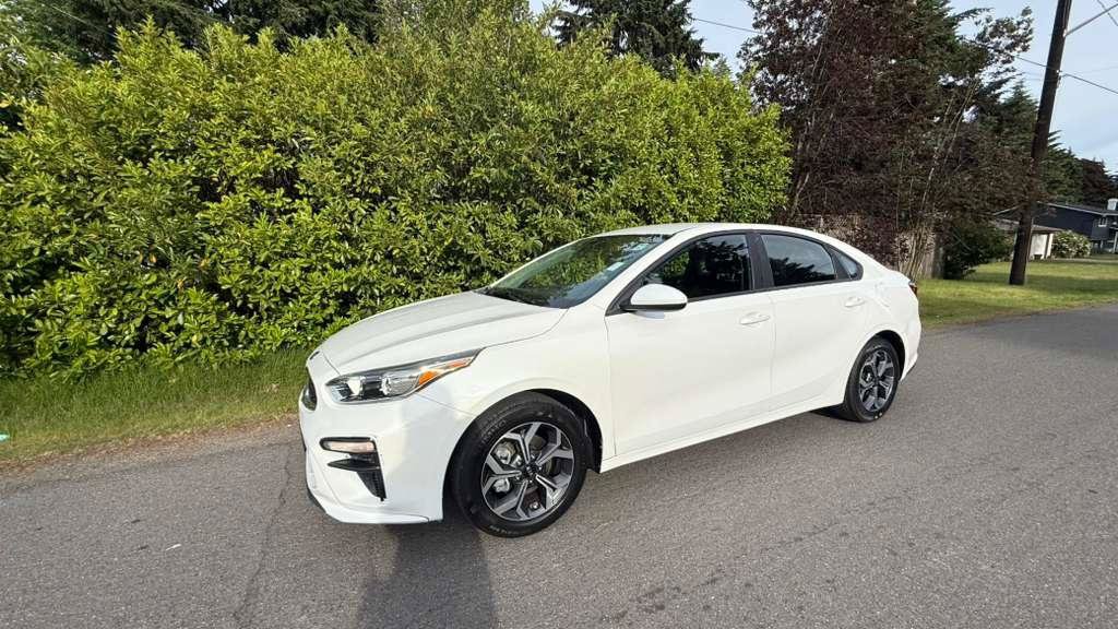 Used 2021 Kia Forte LXS FWD image 7