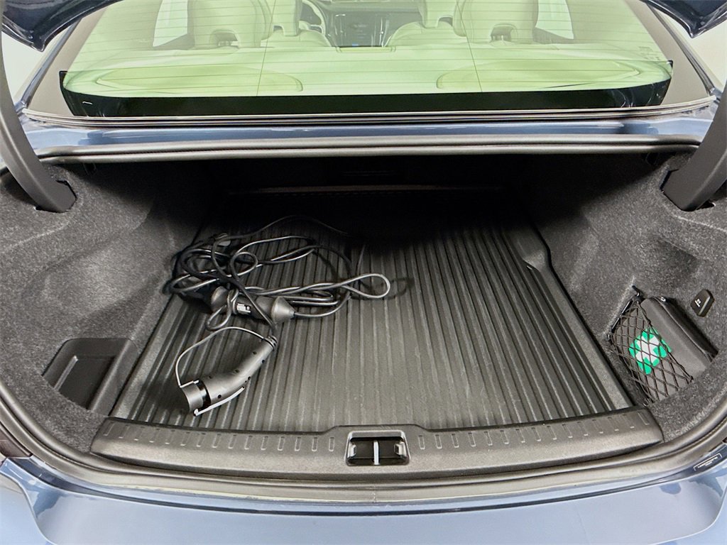 Used 2024 Volvo S60 T8 Ultimate w/ Climate Package image 22