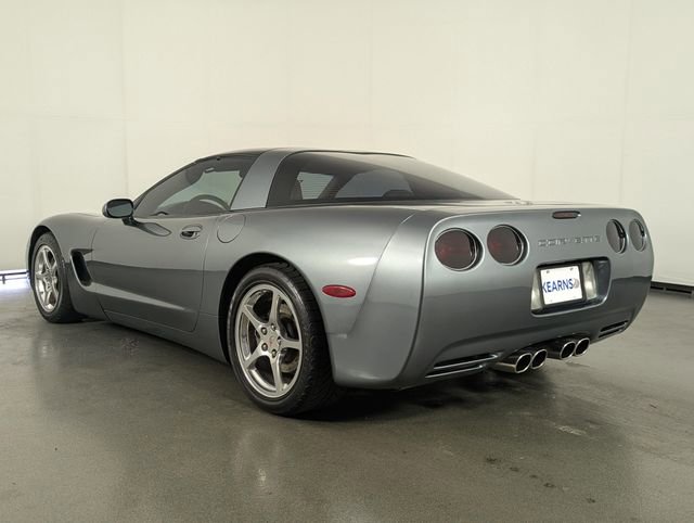 Used 2003 Chevrolet Corvette Coupe w/ Preferred Equipment Group RWD image 6