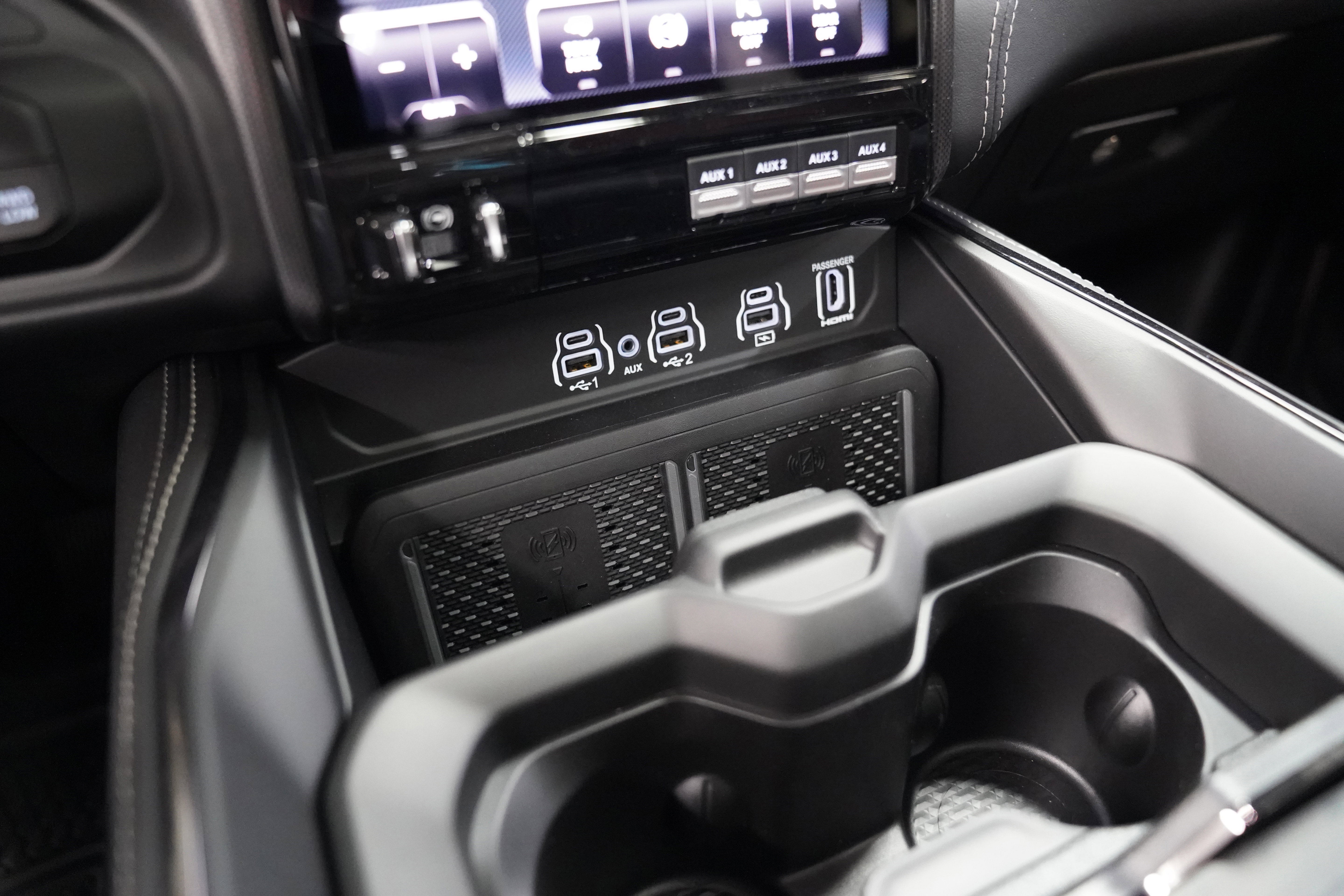 New 2026 RAM 2500 Limited AWD/4WD image 18