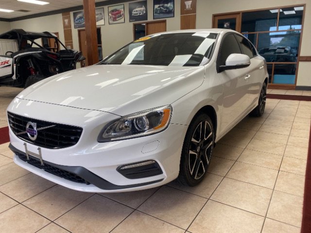 Used 2018 Volvo S60 T5 Dynamic w/ Vision Package image 1