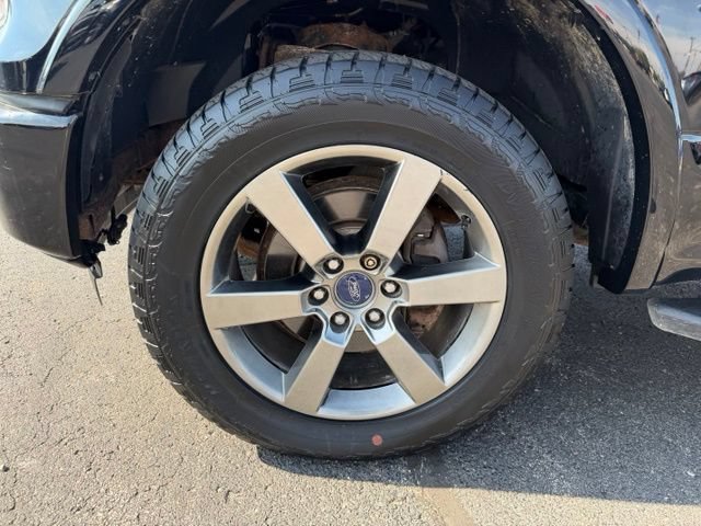 Used 2016 Ford F150 XLT w/ Equipment Group 302A Luxury AWD/4WD image 19