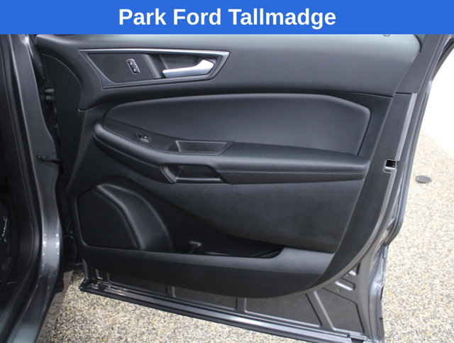 Used 2022 Ford Edge SE w/ Black Appearance Package AWD/4WD image 20