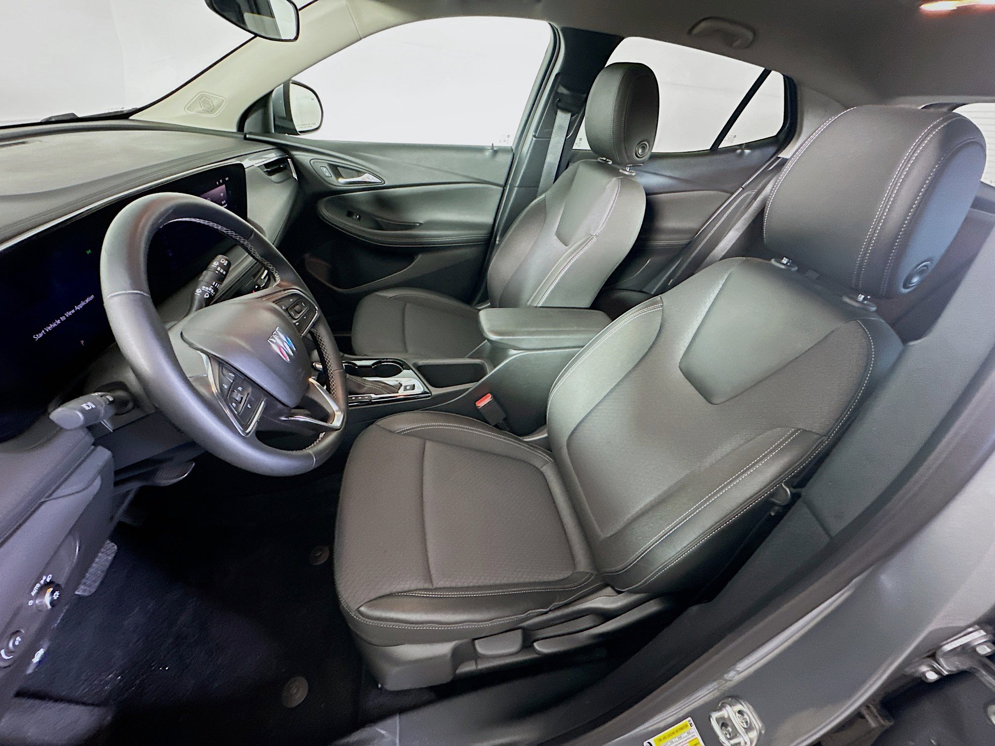 Used 2025 Buick Encore GX Preferred image 13