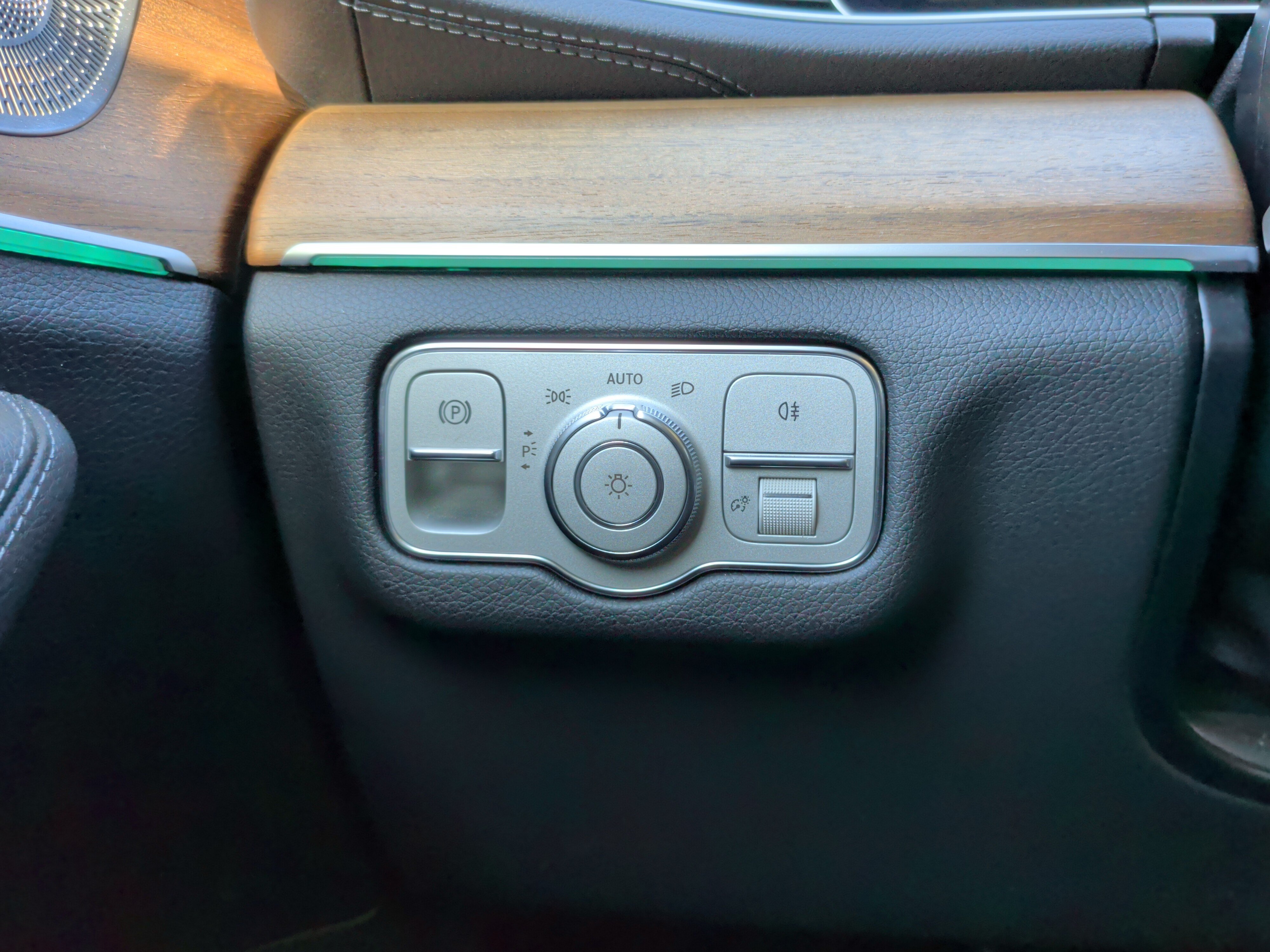 Used 2020 Mercedes-Benz GLS 450 4MATIC image 24