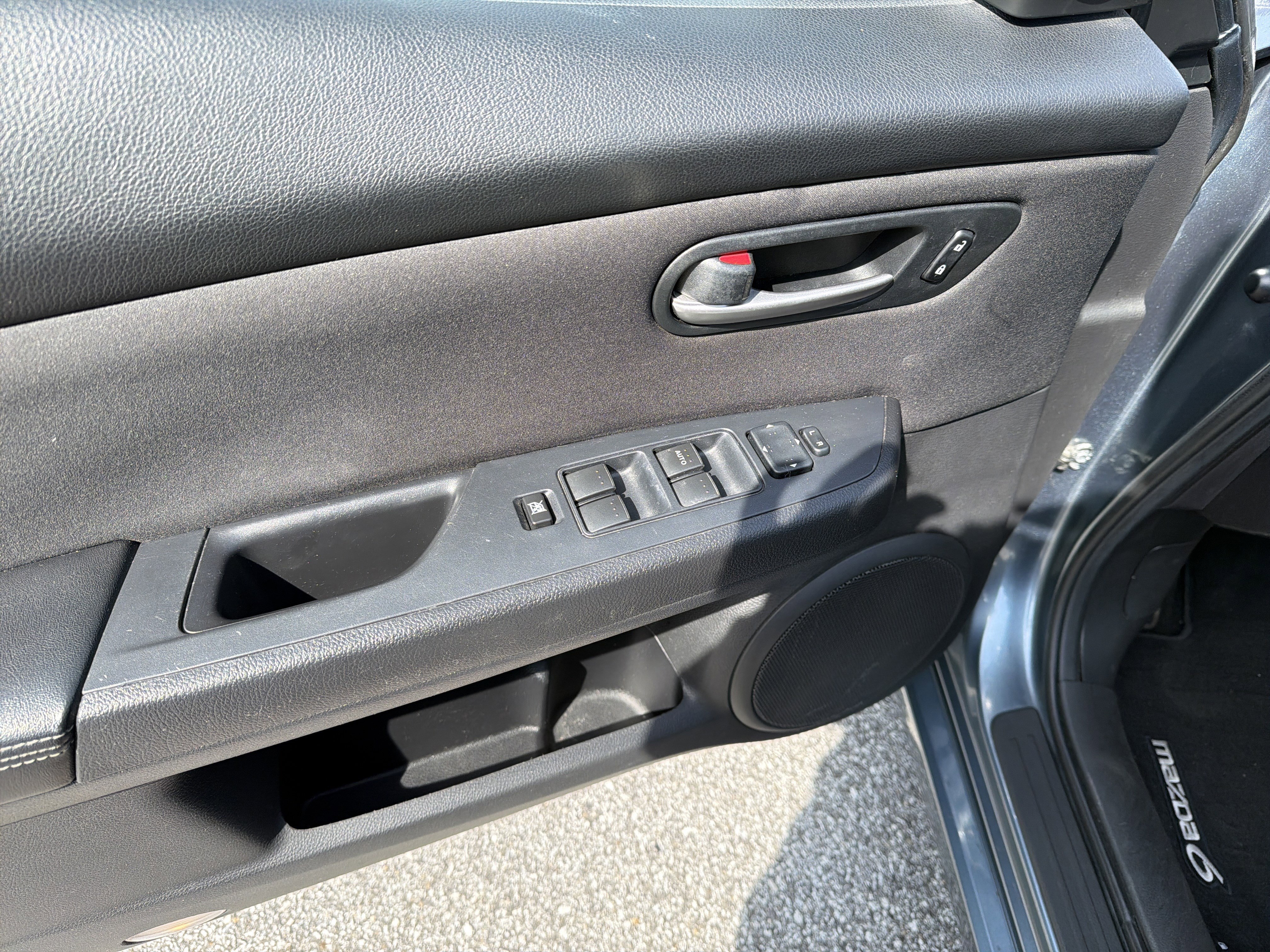 Used 2013 MAZDA MAZDA6 i Sport image 10