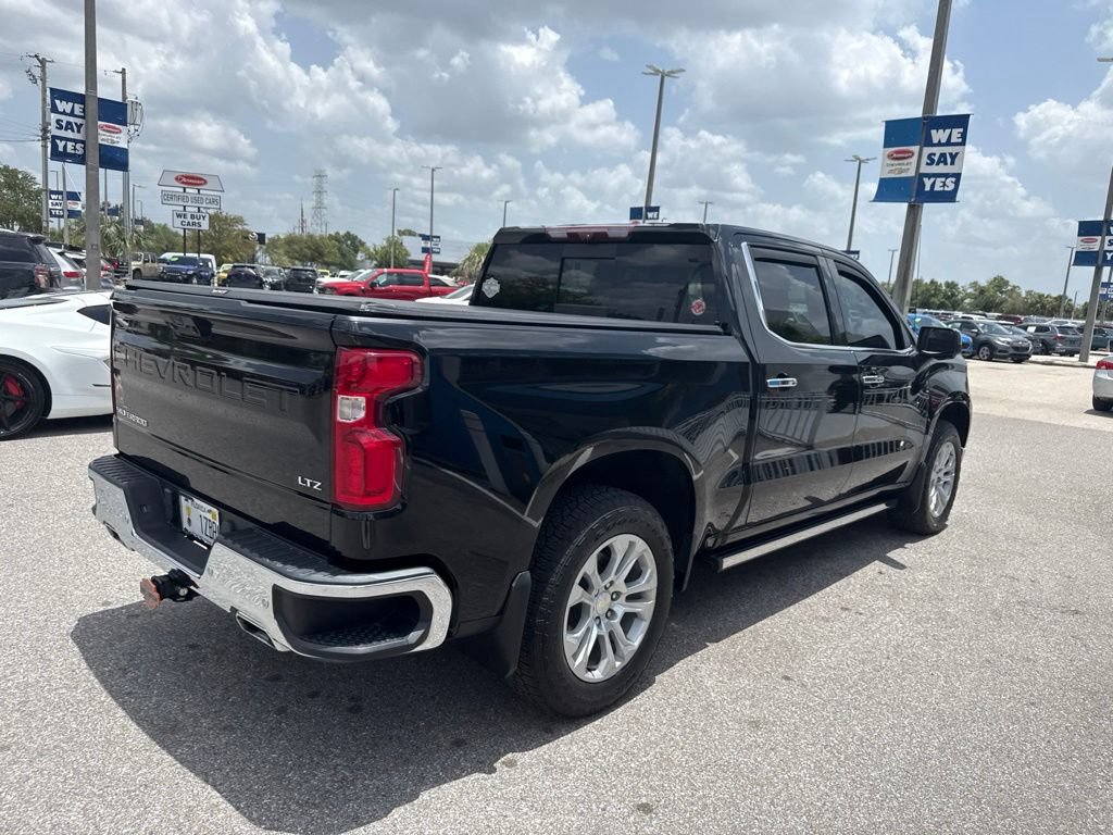 Used 2023 Chevrolet Silverado 1500 LTZ AWD/4WD image 5