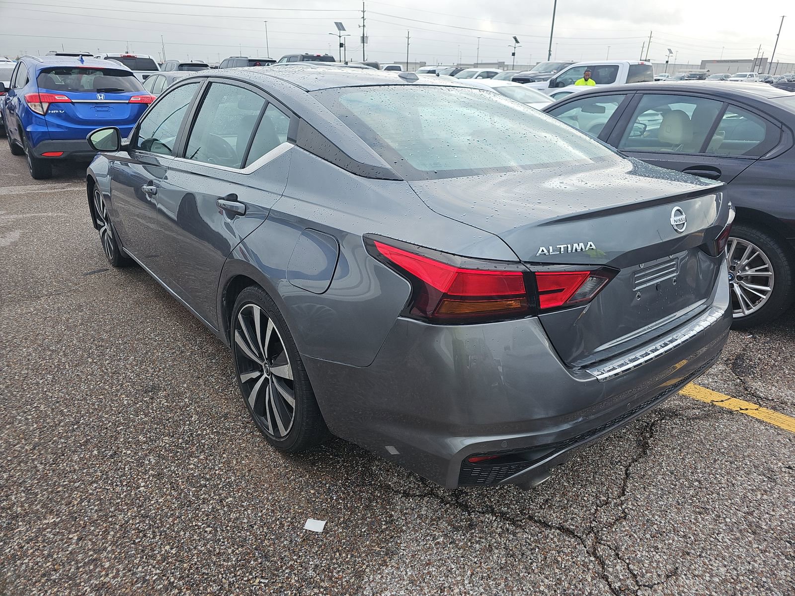 Used 2021 Nissan Altima 2.5 SR FWD image 10