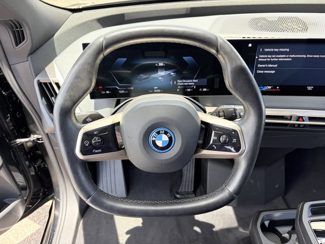 Certified 2023 BMW iX xDrive50 w/ Premium Package AWD/4WD image 25