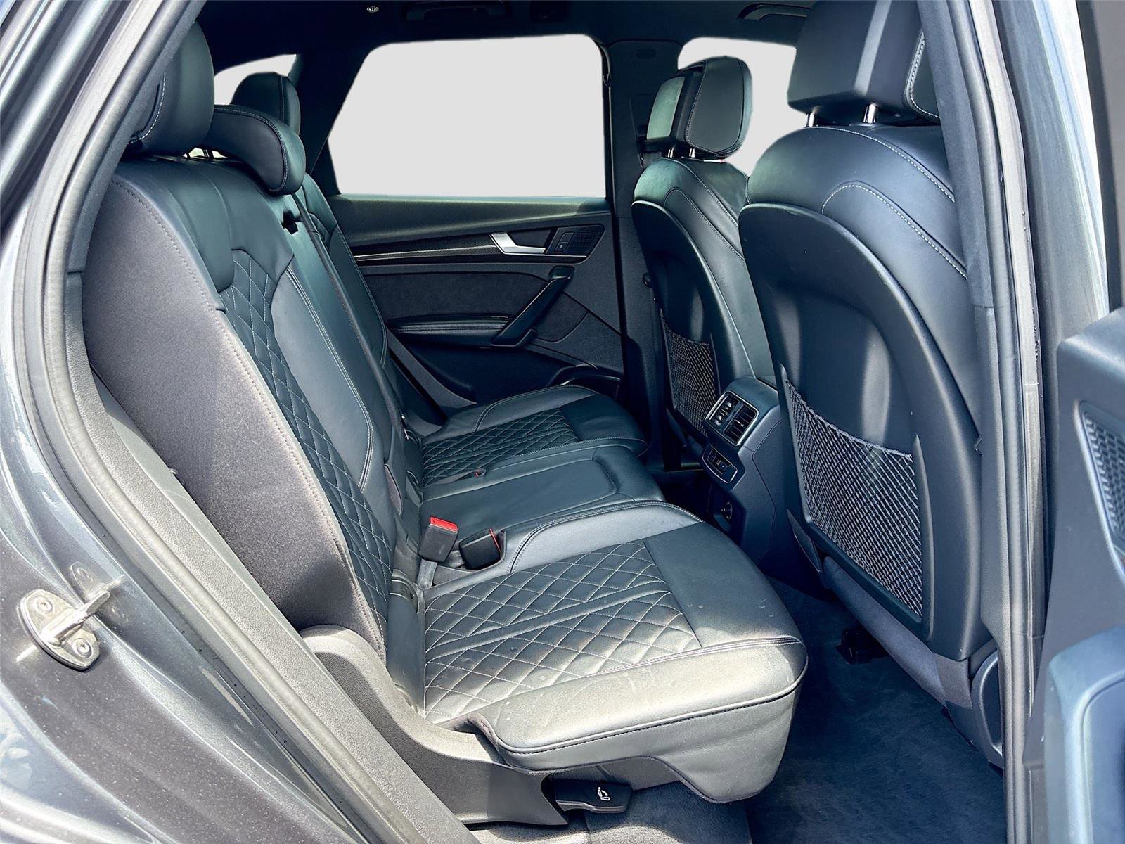 Used 2018 Audi SQ5 Prestige w/ Prestige Package AWD/4WD image 29