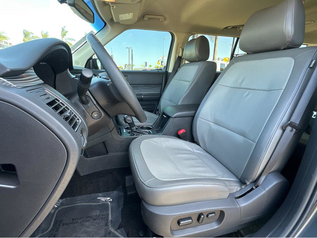 Used 2019 Ford Flex SEL w/ Equipment Group 202A FWD image 8