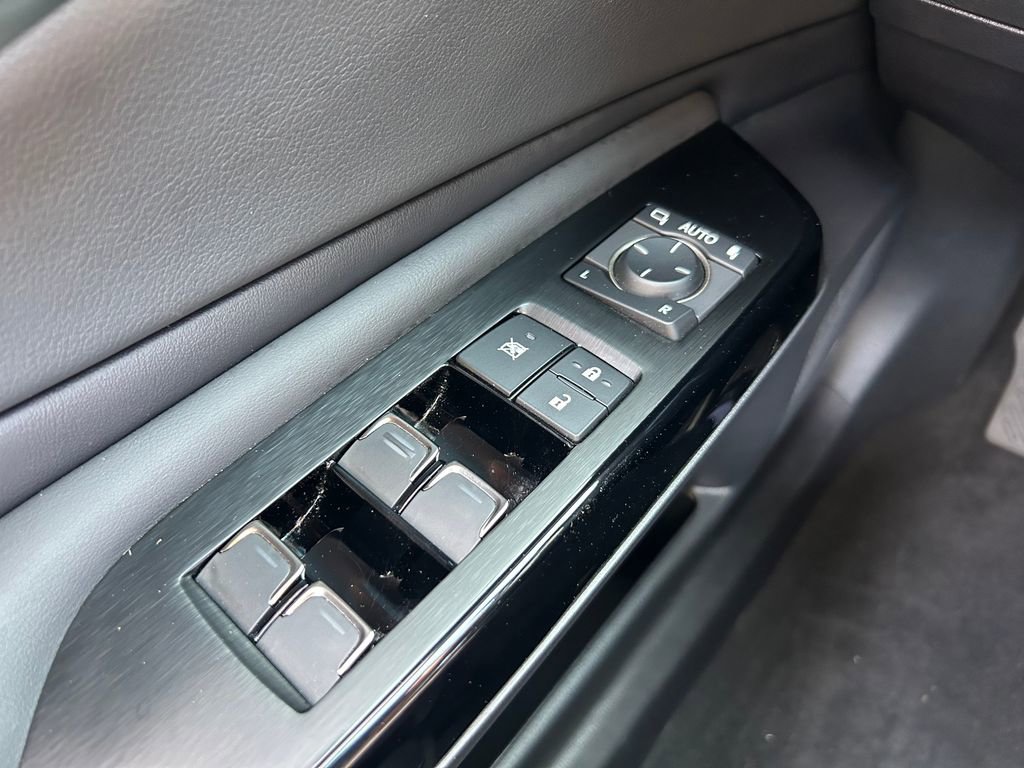 Used 2023 Lexus ES 350 w/ Premium Package FWD image 21