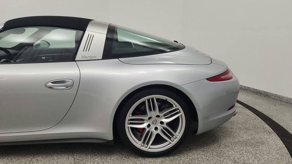 Used 2015 Porsche 911 Targa 4S AWD/4WD image 10