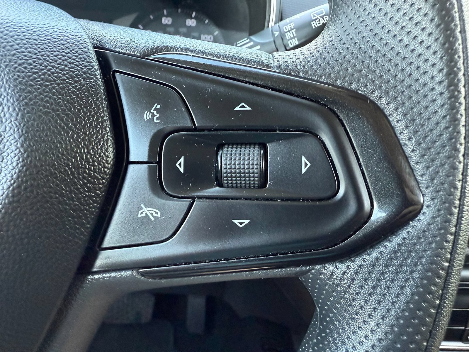 Certified 2022 Chevrolet TrailBlazer LT w/ Convenience Package AWD/4WD image 32