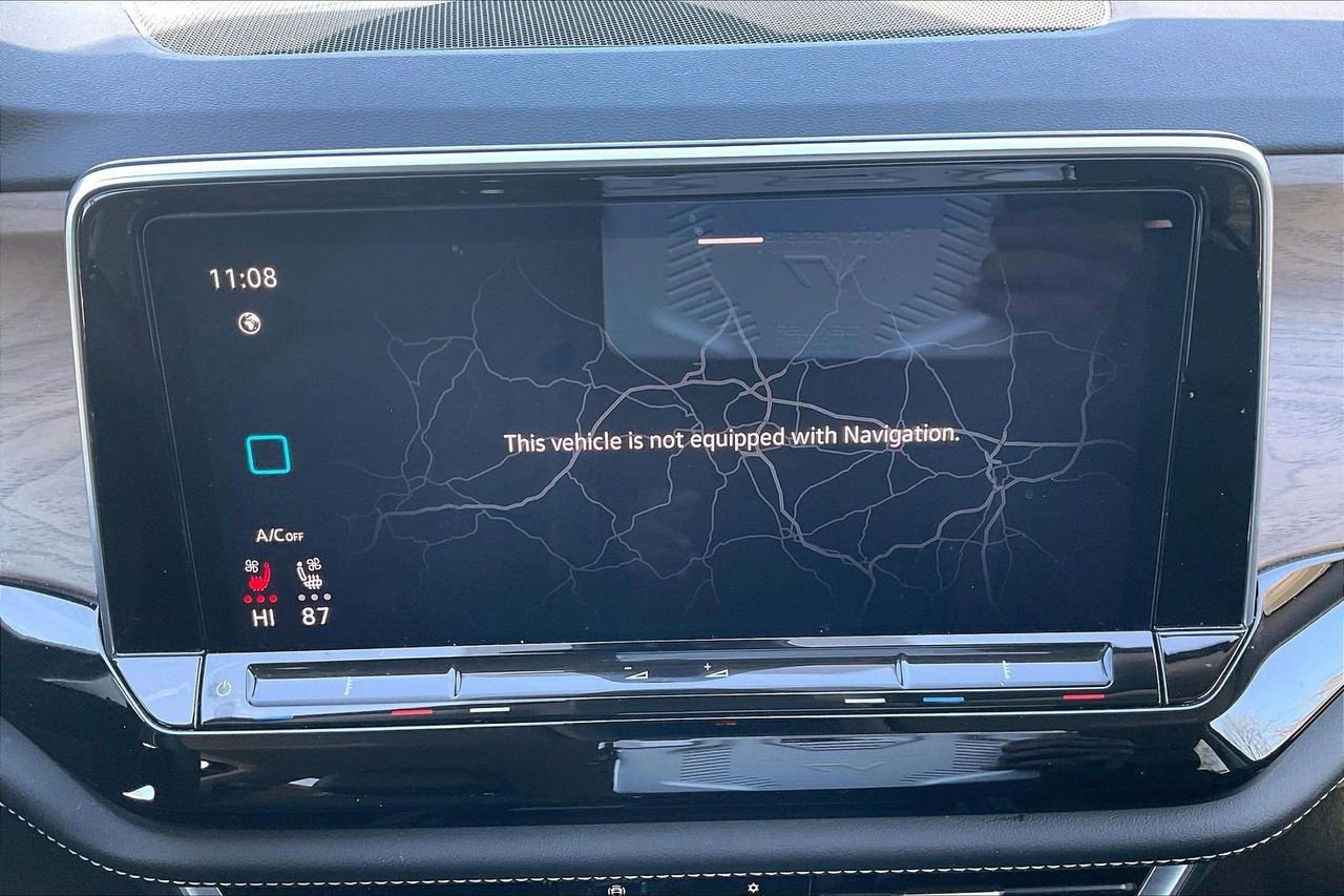 Used 2024 Volkswagen Atlas SE image 14