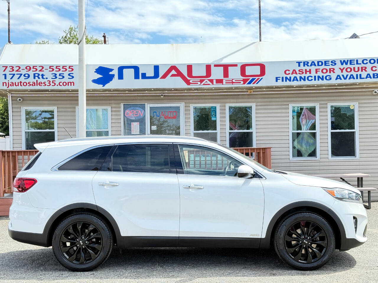 Used 2020 Kia Sorento EX image 3