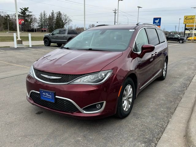 Used 2018 Chrysler Pacifica Touring-L Plus image 36