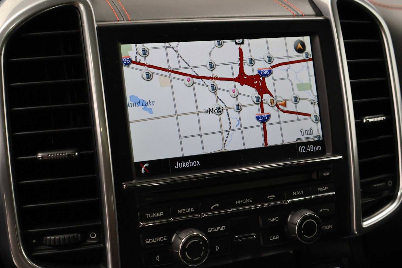Used 2014 Porsche Cayenne GTS AWD/4WD image 31
