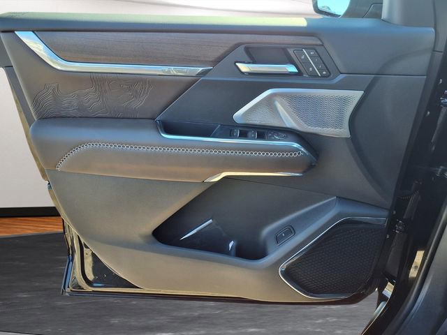 New 2026 GMC Acadia Denali Ultimate w/ LPO, Floor Liner Package image 15