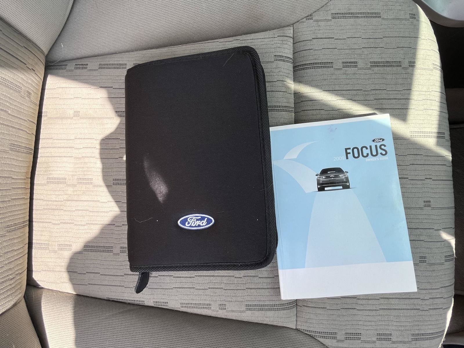 Used 2009 Ford Focus SE FWD image 30