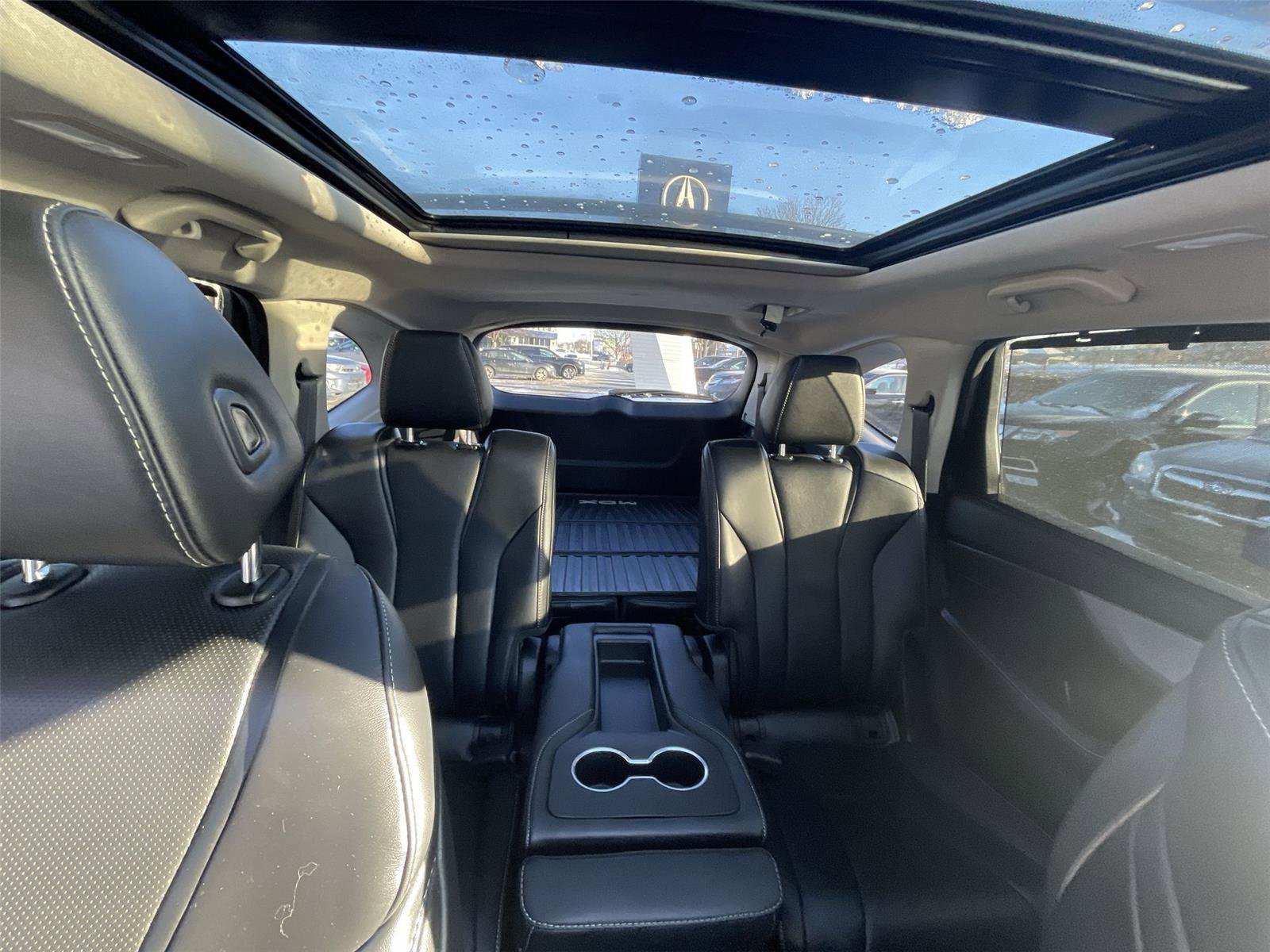 Used 2023 Acura MDX SH-AWD w/ Technology Package image 31