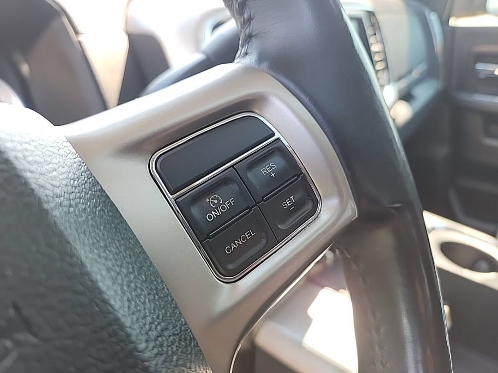 Used 2017 RAM 2500 Laramie w/ Convenience Group AWD/4WD image 11