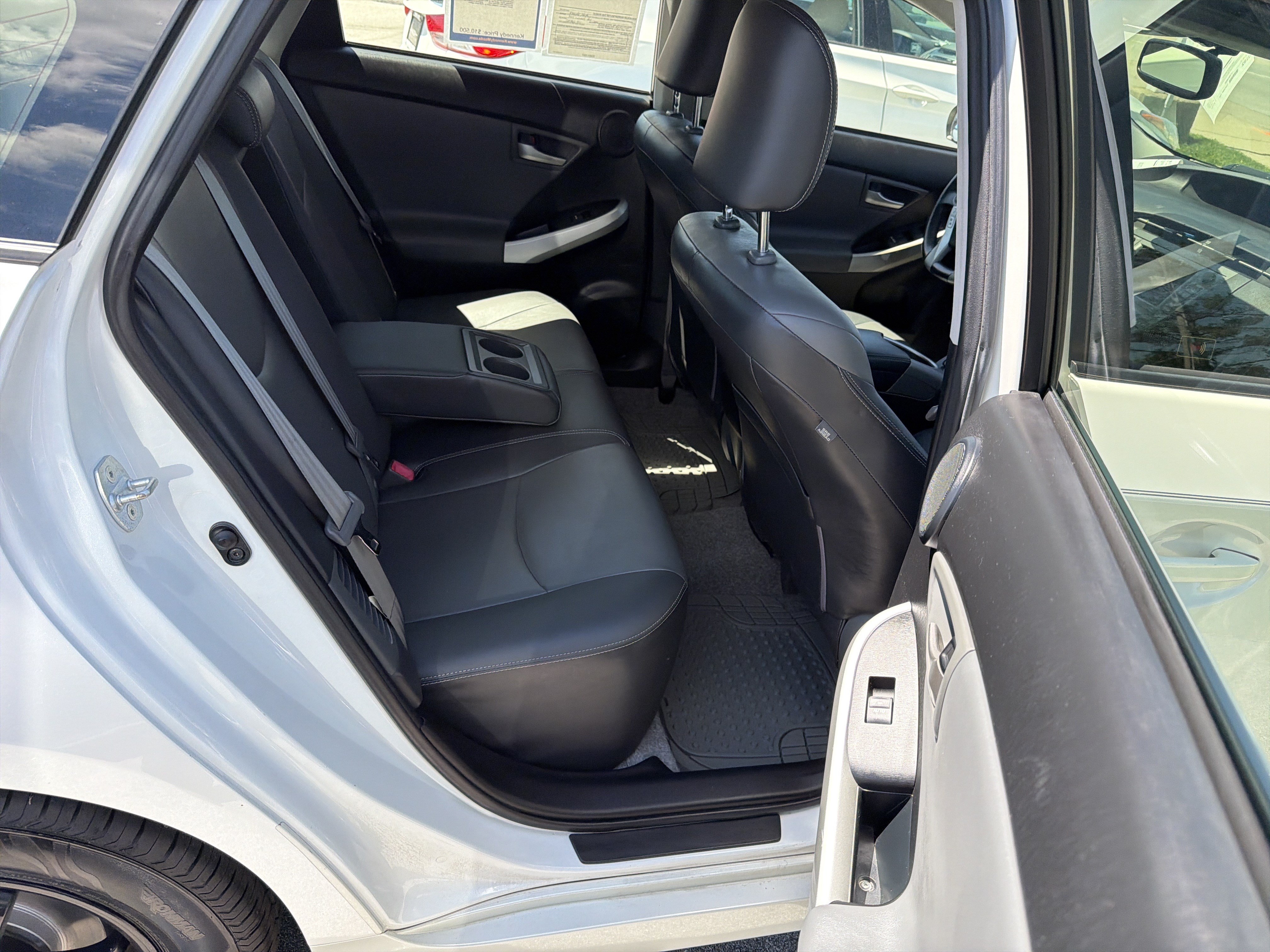 Used 2013 Toyota Prius Four w/ Deluxe Solar Roof Pkg FWD image 56