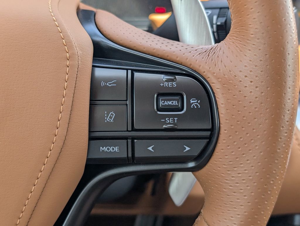 Used 2021 Lexus LC 500 Convertible w/ Touring Package image 19