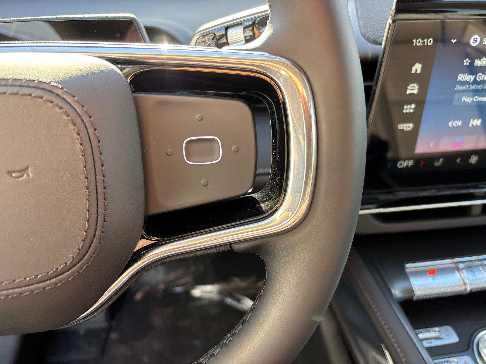 New 2026 Lincoln Nautilus Reserve w/ Jet Appearance Package image 18