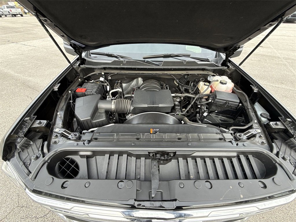 Used 2025 Chevrolet Silverado 2500 LTZ w/ LTZ Convenience Package image 18