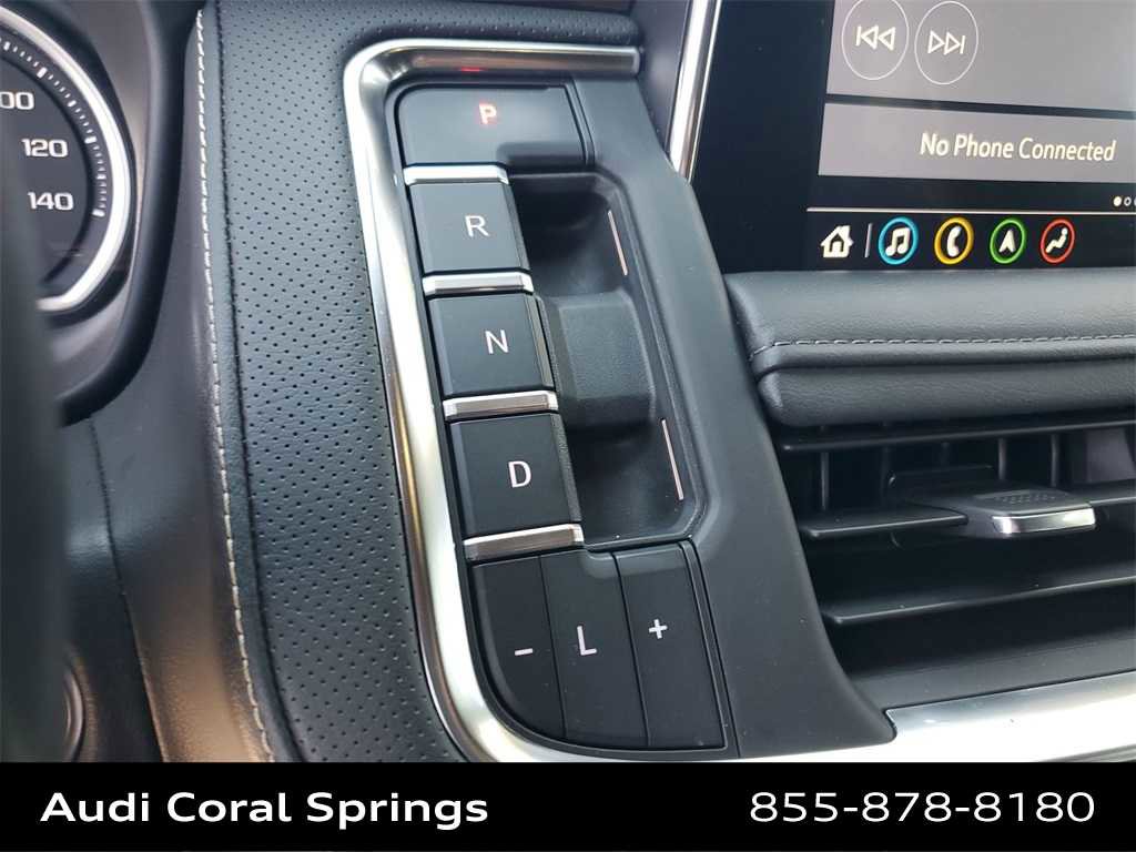 Used 2021 Chevrolet Suburban Premier image 24