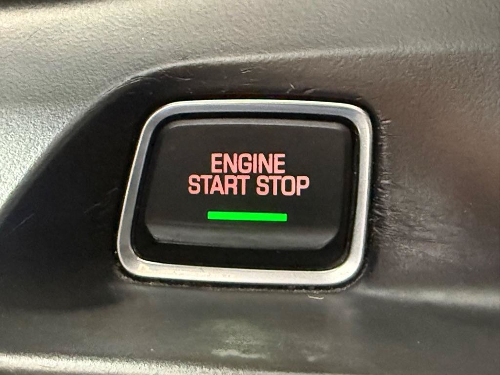 Used 2017 Chevrolet Camaro SS RWD image 18