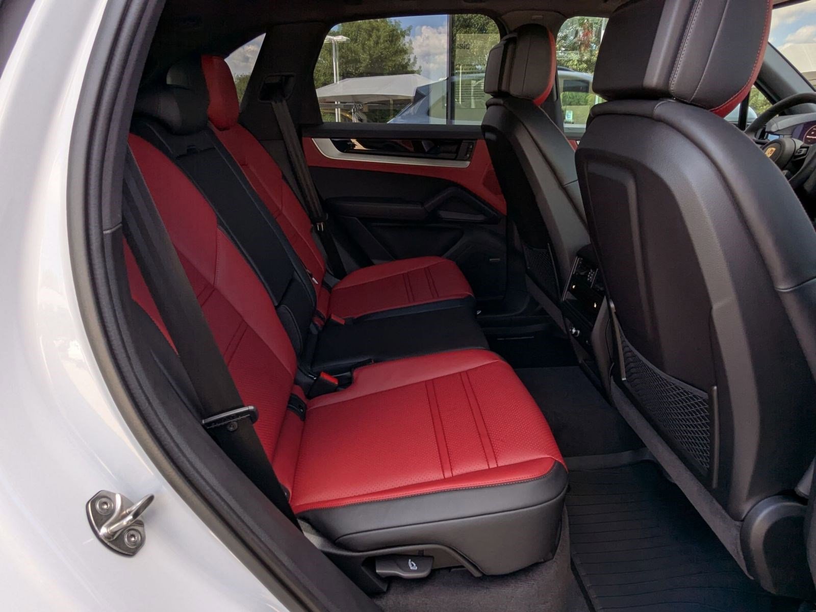 New 2026 Porsche Cayenne S image 24