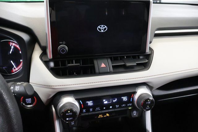 Used 2024 Toyota RAV4 XLE image 20