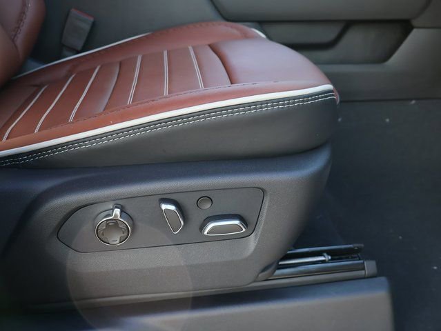 New 2026 GMC Sierra 2500 Denali Ultimate image 9