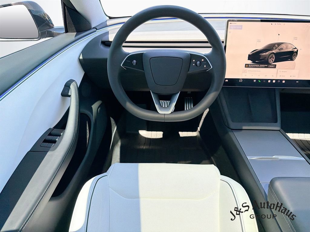 Used 2025 Tesla Model 3 Performance AWD/4WD image 30