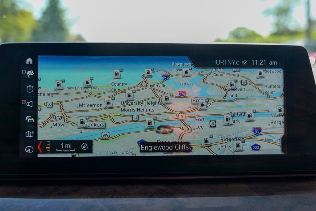 Used 2018 BMW 540i xDrive image 48