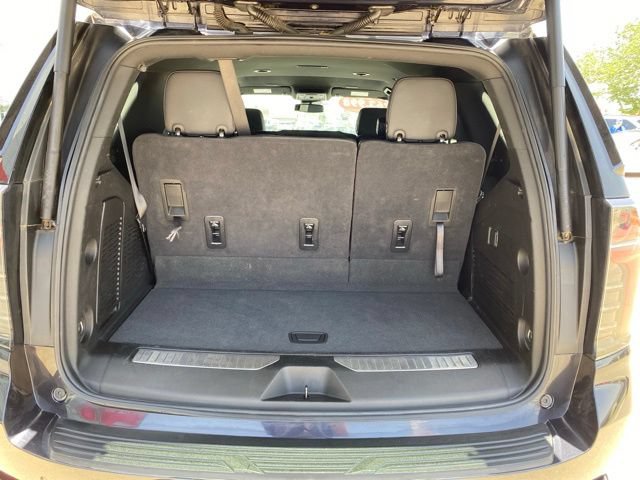 Used 2025 Chevrolet Tahoe Z71 AWD/4WD image 4