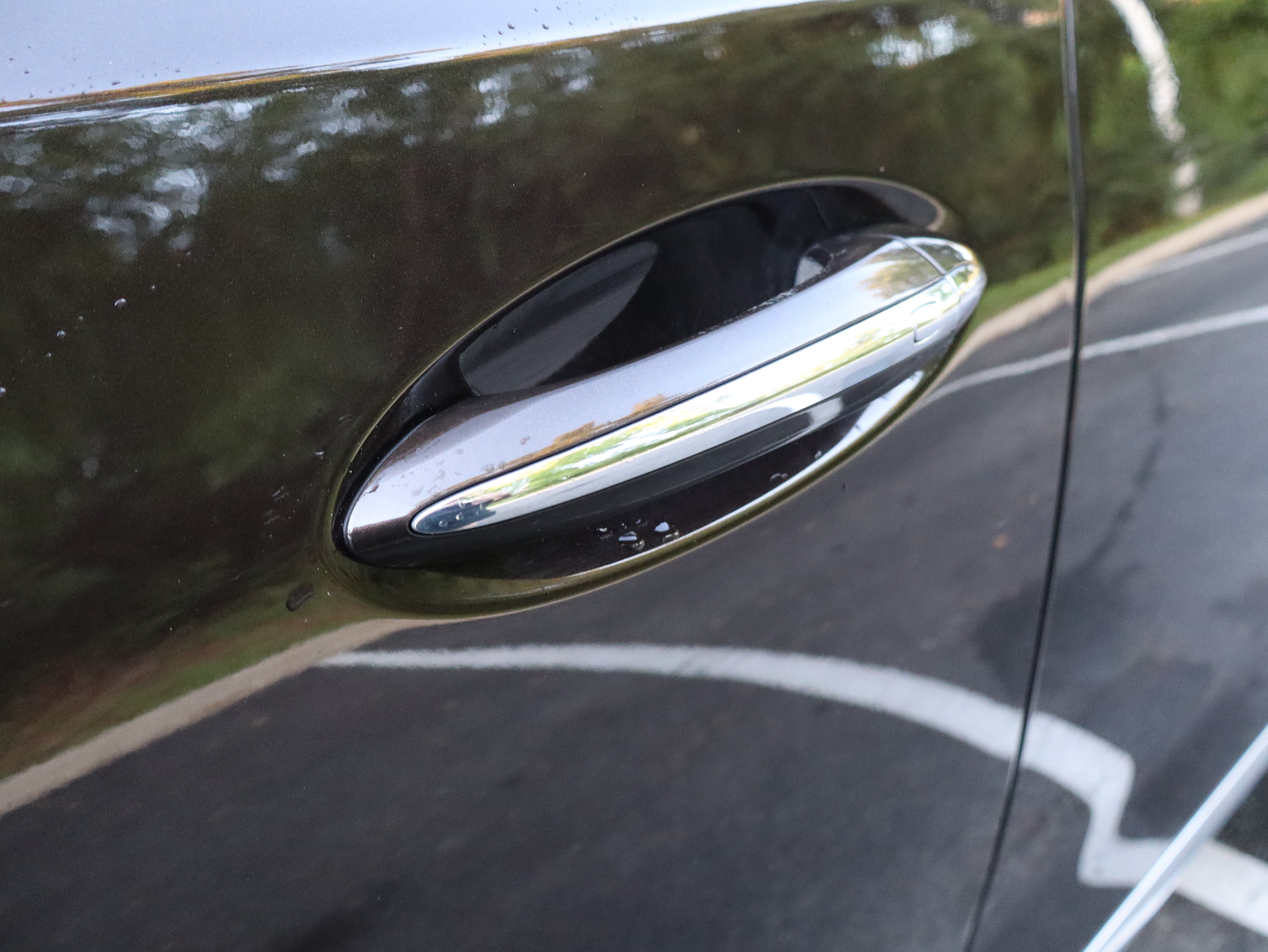 Used 2019 Buick Enclave Essence FWD image 19