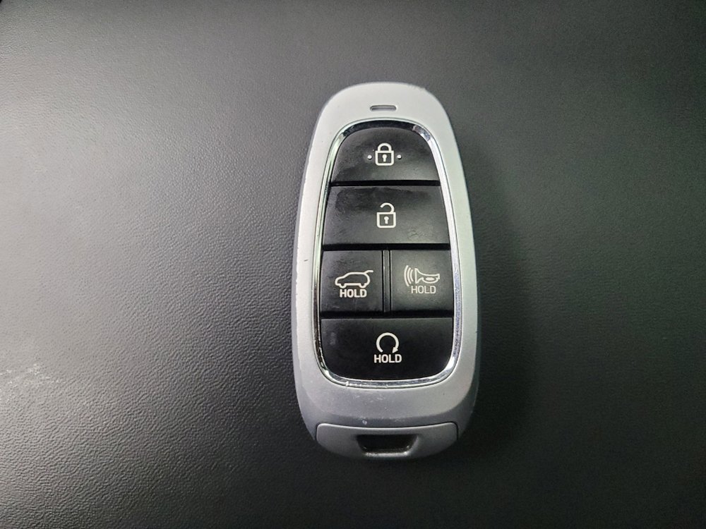 Used 2023 Hyundai Santa Fe SEL w/ Premium Package image 32