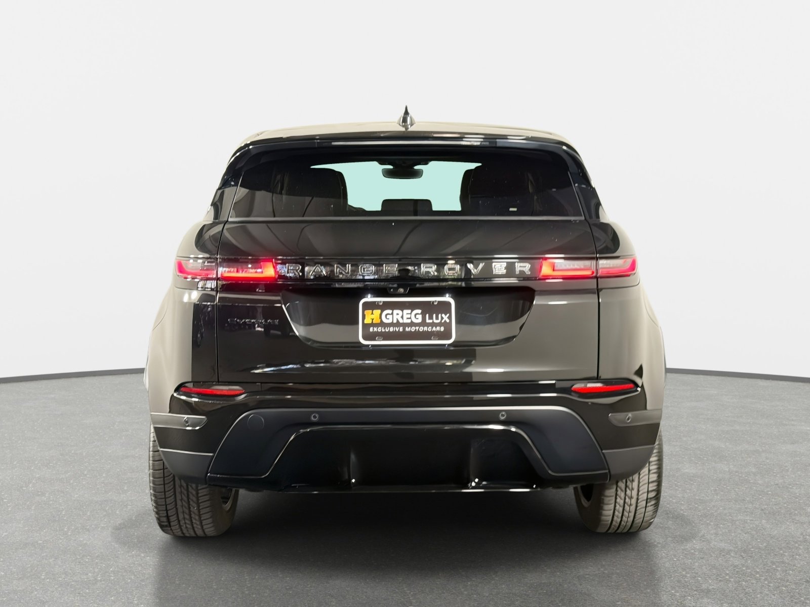 Used 2026 Land Rover Range Rover Evoque S image 4