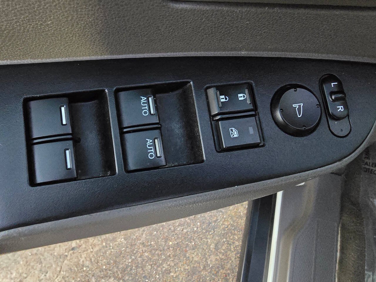 Used 2014 Honda Odyssey EX-L image 13