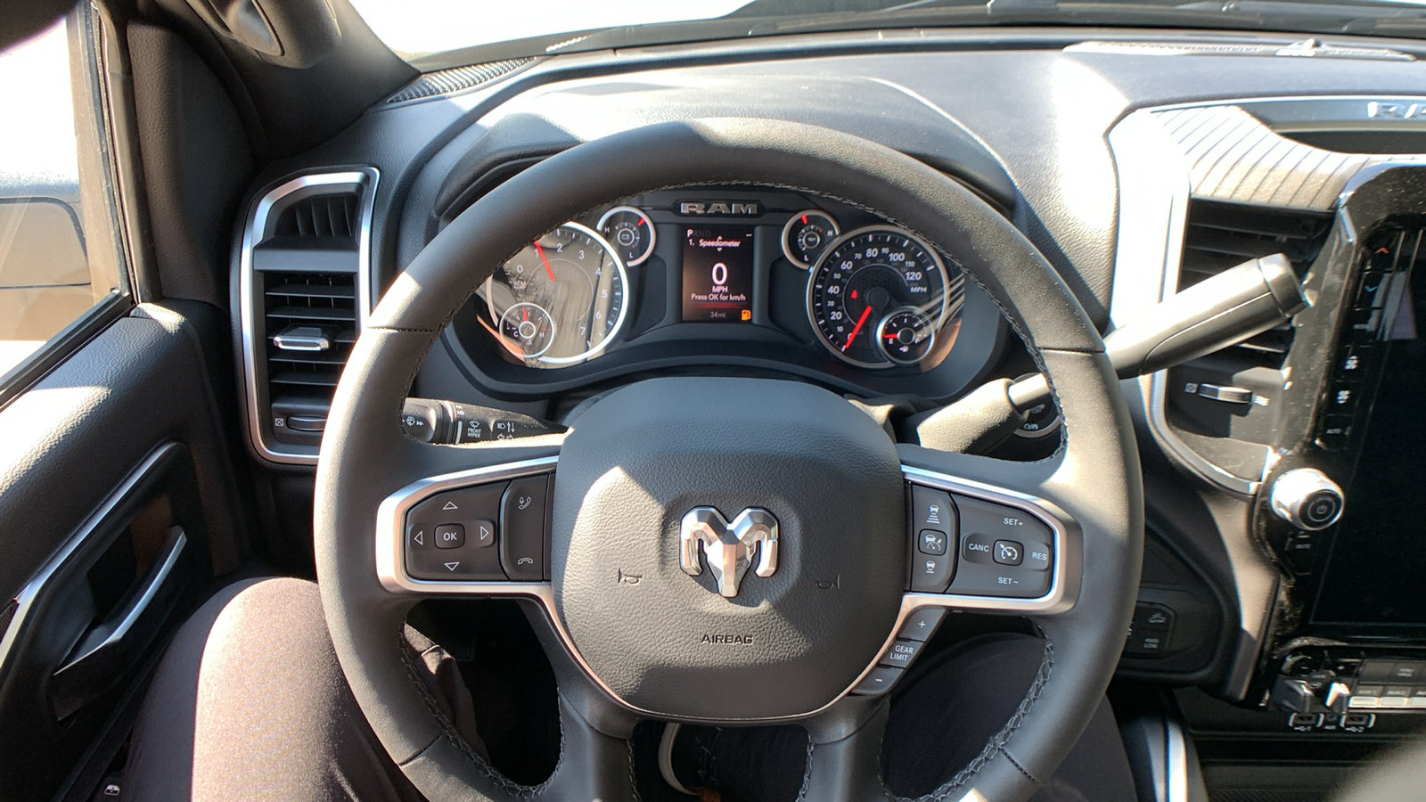 New 2026 RAM 2500 Big Horn AWD/4WD image 15