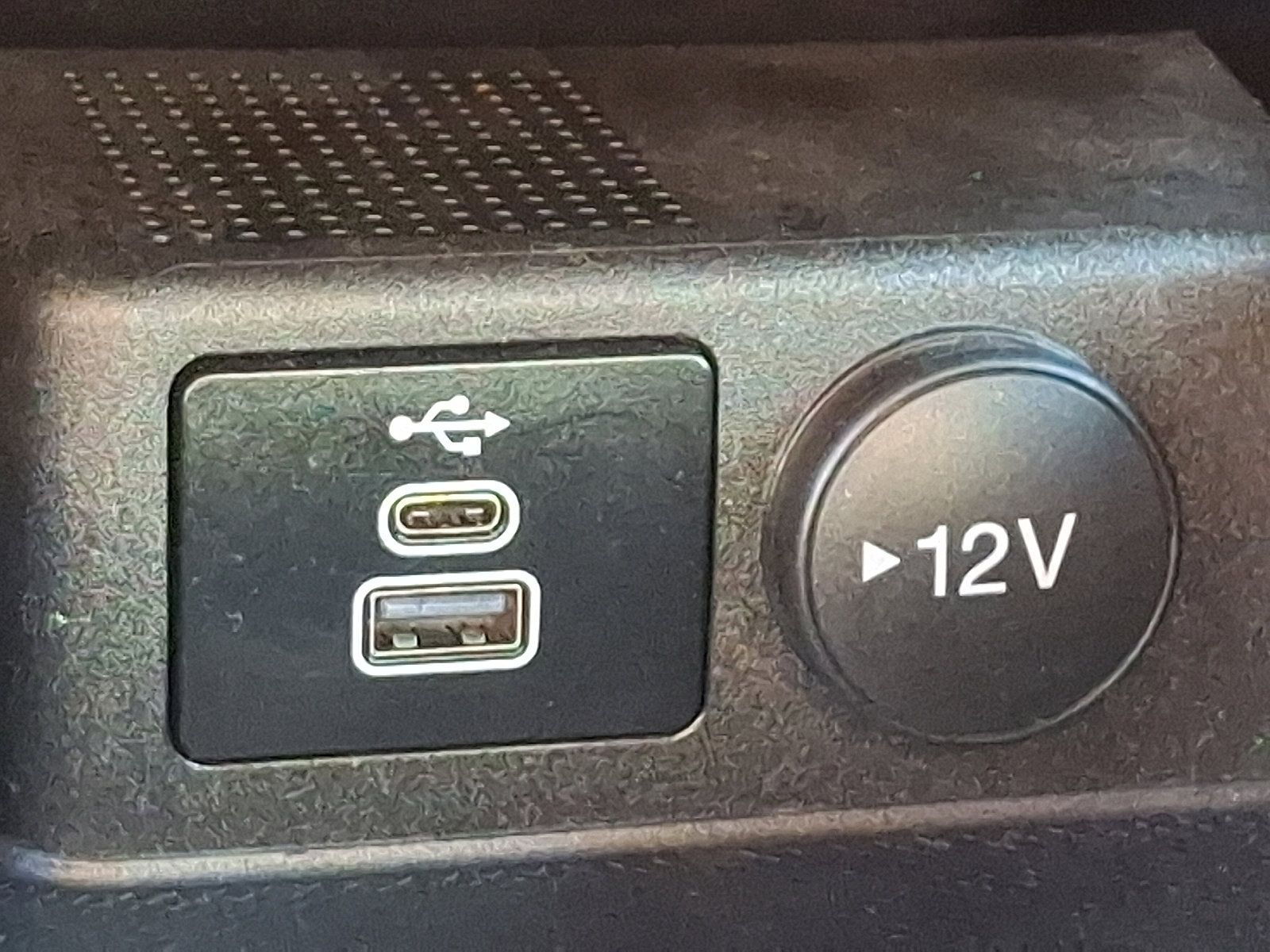 Certified 2024 Ford Escape ST-Line w/ Tech Pack #1 image 23