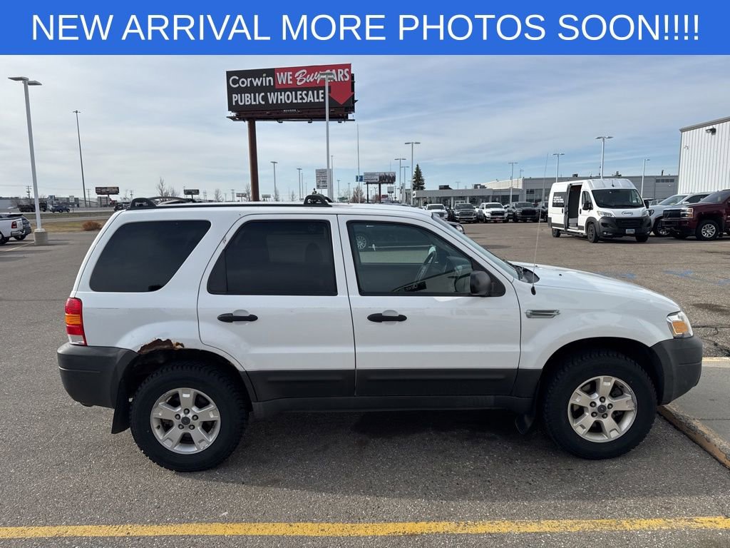 Used 2005 Ford Escape XLT AWD/4WD image 9