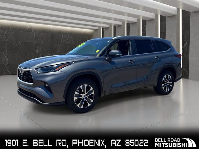 Used 2023 Toyota Highlander XLE