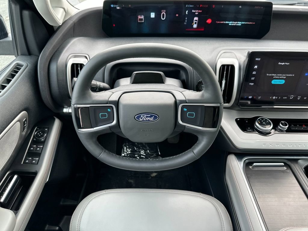 Certified 2025 Ford Expedition Active image 13