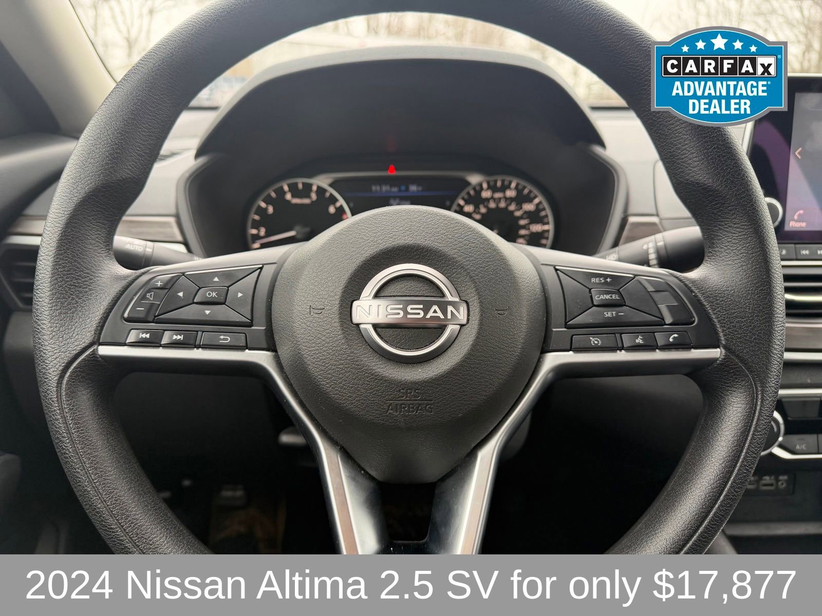 Used 2024 Nissan Altima 2.5 SV image 10