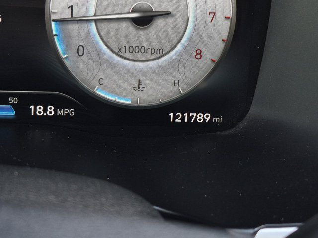 Used 2022 Hyundai Santa Fe Limited FWD image 32