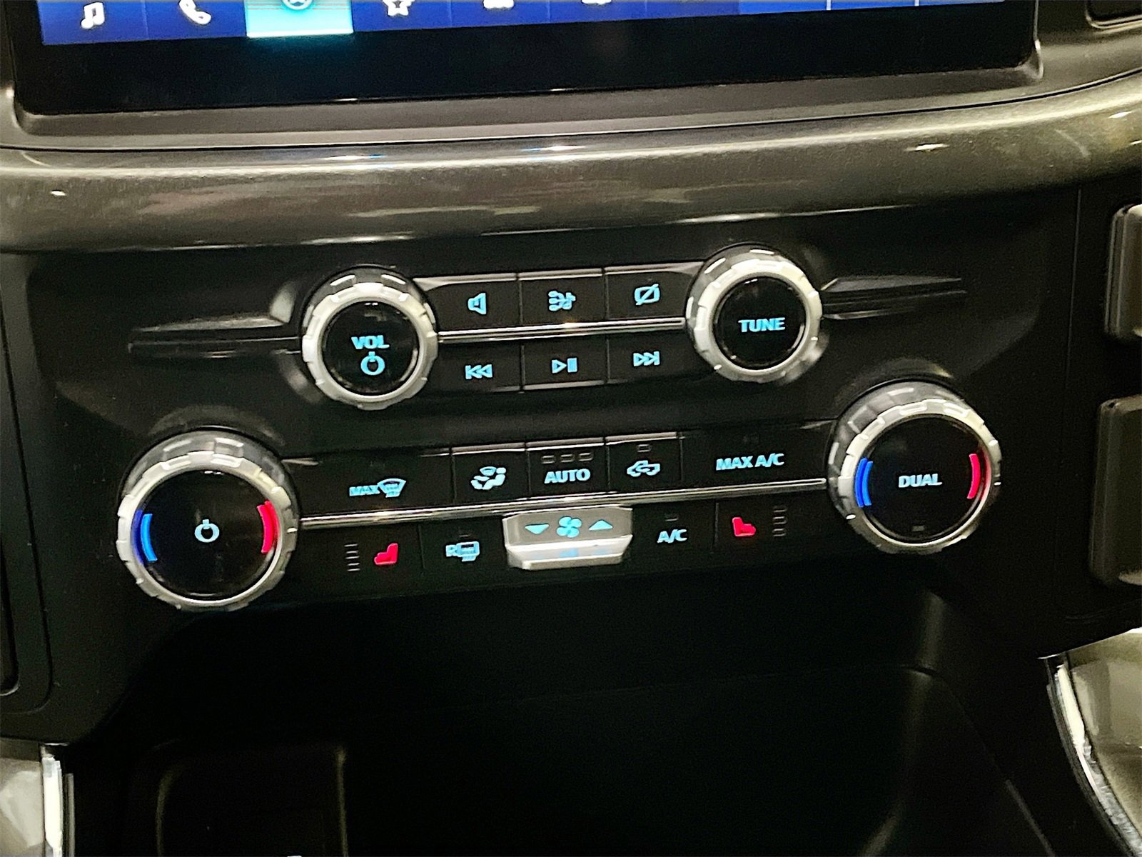 Used 2023 Ford F150 XLT w/ Equipment Group 302A High image 16